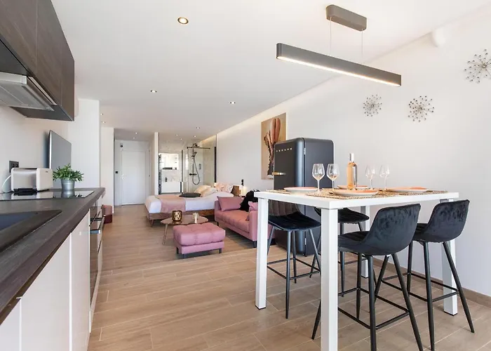 Catalina - Terrasse Xxl - Garage Prive - Clim - Heliopolis Village Naturiste * Agde