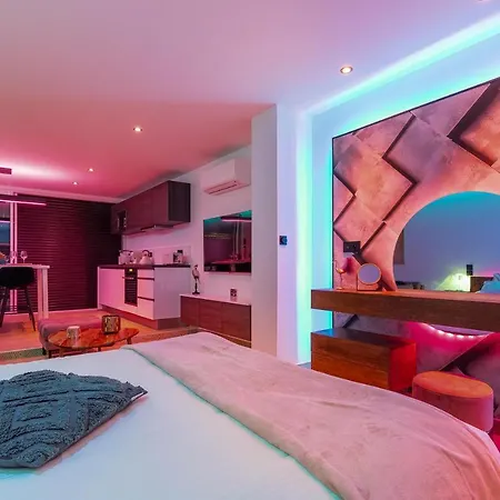 Catalina - Terrasse Xxl - Garage Prive - Clim - Heliopolis Village Naturiste Agde