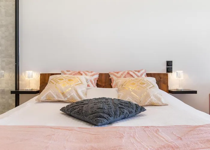 Апартаменти Village Naturiste R4n - Catalina Heliopolis Luxe